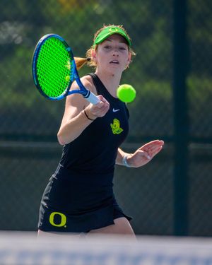 Image post by @OregonWTennis on Twitter/X