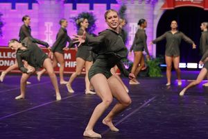 Image post by @um_sunsations on Instagram
