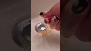 Video post by @sosheslays1276 on YouTube