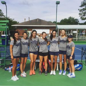 Image post by @dbu_tennis on Instagram