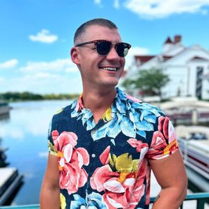 Image post by @knockaround on Instagram