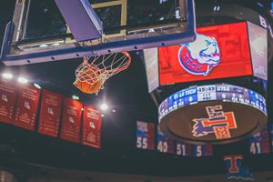 Image post by @latechhoops on Instagram