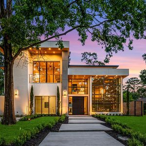 Image post by @christiesrealestate on Instagram