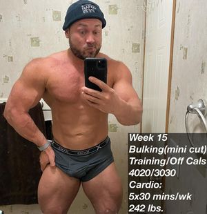 Image post by @thebodybuildingvegan on Instagram