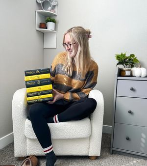 Image post by @blondiereads_ on Instagram
