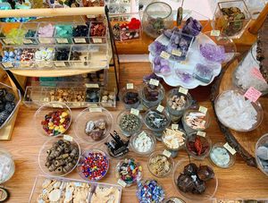 Image post by @beadcache on Instagram