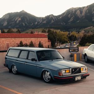 Image post by @cucarclub on Instagram
