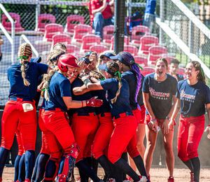 Image post by @stjohnssoftball on Instagram
