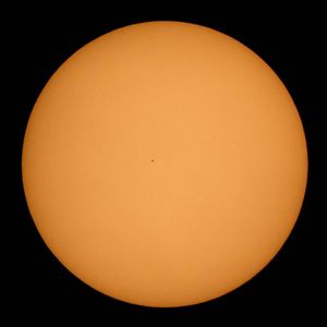 Image post by @nasaartemis on Instagram