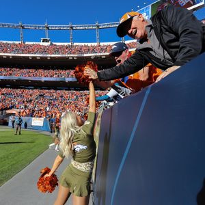 Image post by @denverbroncoscheer on Instagram
