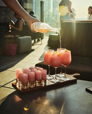 Image post by @thescenenewyork on Instagram