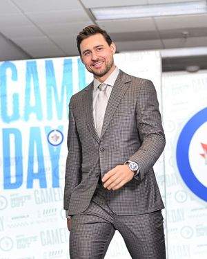 Image post by @nhljets on Instagram