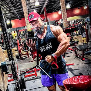 Image post by @thebodybuildingvegan on Instagram