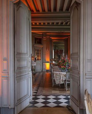 Image post by @_stay_inside on Instagram