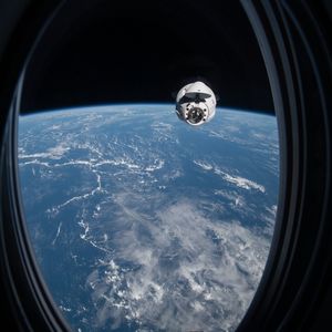 Image post by @discovery on Instagram