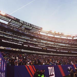 Image post by @metlifestadium on Instagram