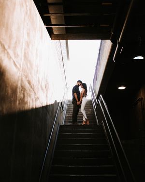 Image post by @thismodernlovephoto on Instagram