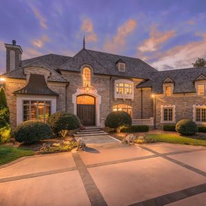 Image post by @christiesrealestate on Instagram
