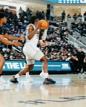 Image post by @cbumbb on Instagram