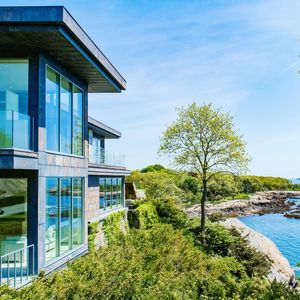 Image post by @christiesrealestate on Instagram