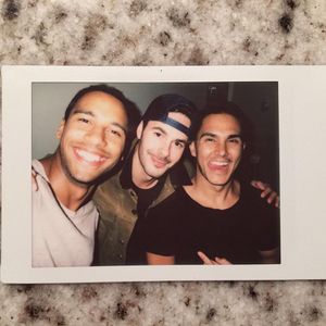 Image post by @therealcarlospena on Instagram