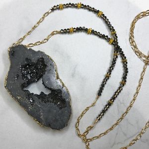 Image post by @beadcache on Instagram