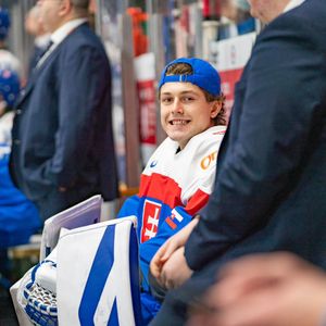 Image post by @flohockey on Instagram