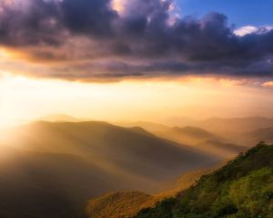 Image post by @JustinPotterPhotography on Facebook