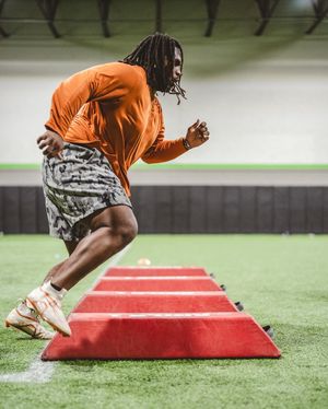 Image post by @exossports on Instagram