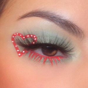 Image post by @morphebrushes on Instagram