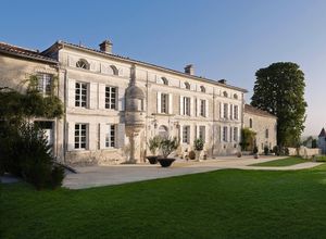 Image post by @christiesrealestate on Instagram