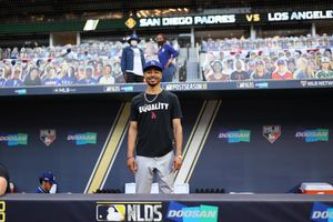 Image post by @mookiebetts on Instagram
