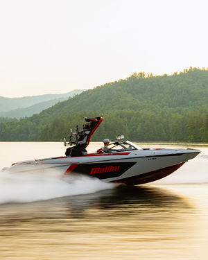 Image post by @malibuboats on Instagram