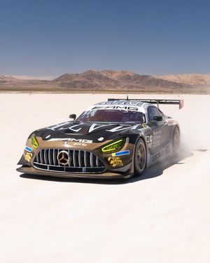 Image post by @race.service on Instagram