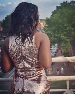 Image post by @shotbymonii on Instagram