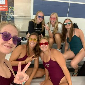 Image post by @oaklandswimdive on Instagram