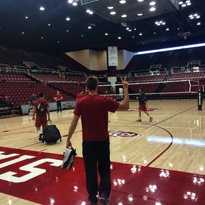 Image post by @uscmensvolley on Instagram