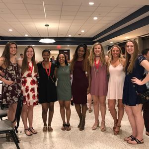 Image post by @lewiswbball on Instagram