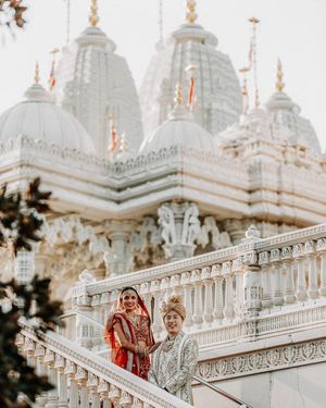 Image post by @thismodernlovephoto on Instagram