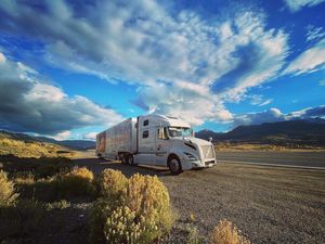 Image post by @jkmoving on Instagram