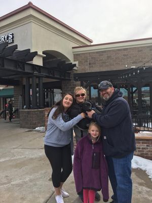 Image post by @parryspizzahighlandsranch on Facebook