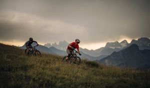 Image post by @foxmtb on Instagram