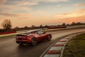 Image post by @lotuscars on Instagram
