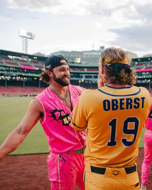 Image post by @brethelton on Instagram