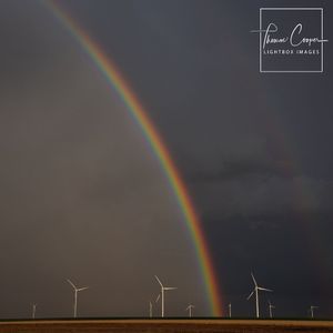 Image post by @lightboximages on Instagram