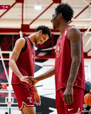 Image post by @tumbbhoops on Instagram