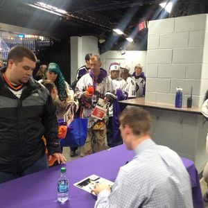 Image post by @readingroyals on Instagram