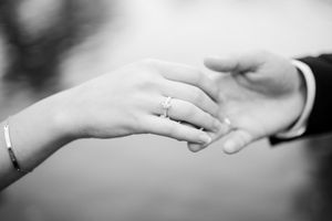 Image post by @ephemiamariaphotography on Facebook