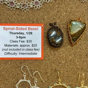 Image post by @beadcache on Instagram
