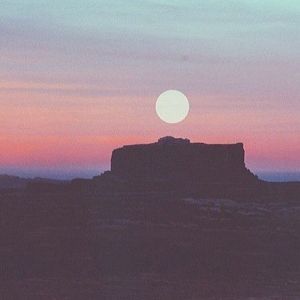 Image post by @ropethemoon on Instagram